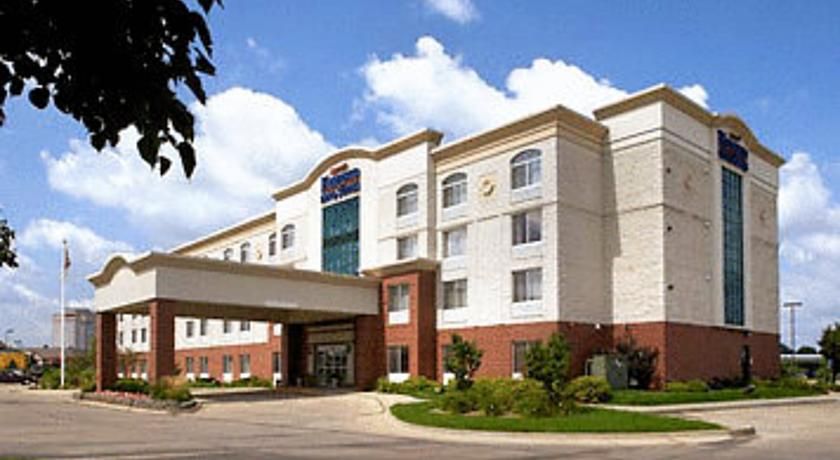 Pet Friendly Hotels Near Des Moines Ia